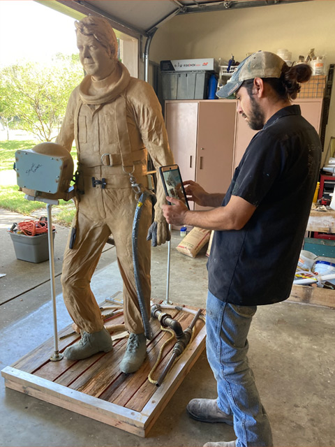 Building Our Monument Oilfield Divers Monument, Morgan City, LA